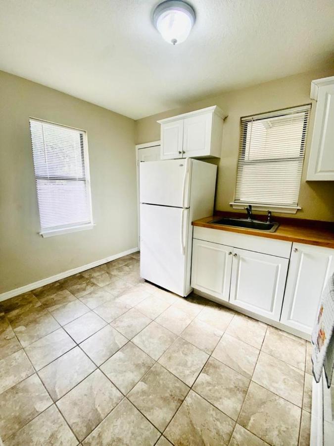 Two Fully Equipped Apartments And A Studio 5 Miles From The Beach St. Petersburg Luaran gambar
