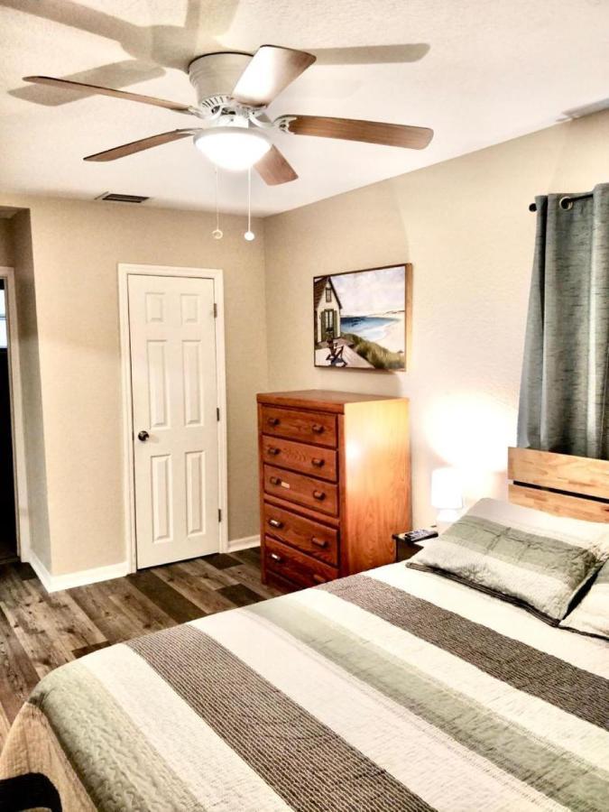 Two Fully Equipped Apartments And A Studio 5 Miles From The Beach St. Petersburg Luaran gambar